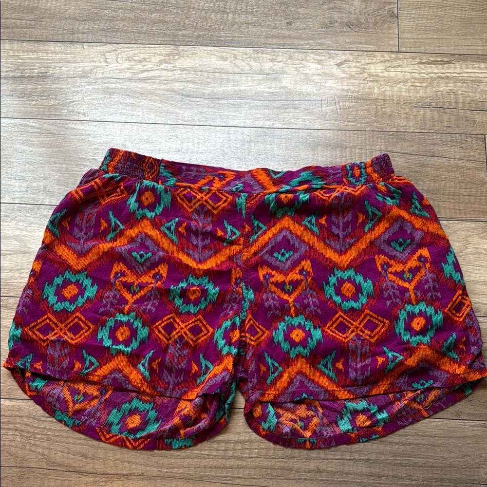 Kavu Shorts Orange Purple Geometric Design